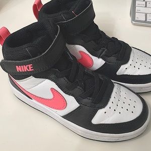 Nike, GIRLS sneakers, black white with pink details, 11c